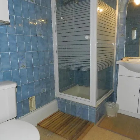 Apartment Le Lavandou, 2 Pieces, 4 Personnes - Fr-1-713-34 Le Lavandou